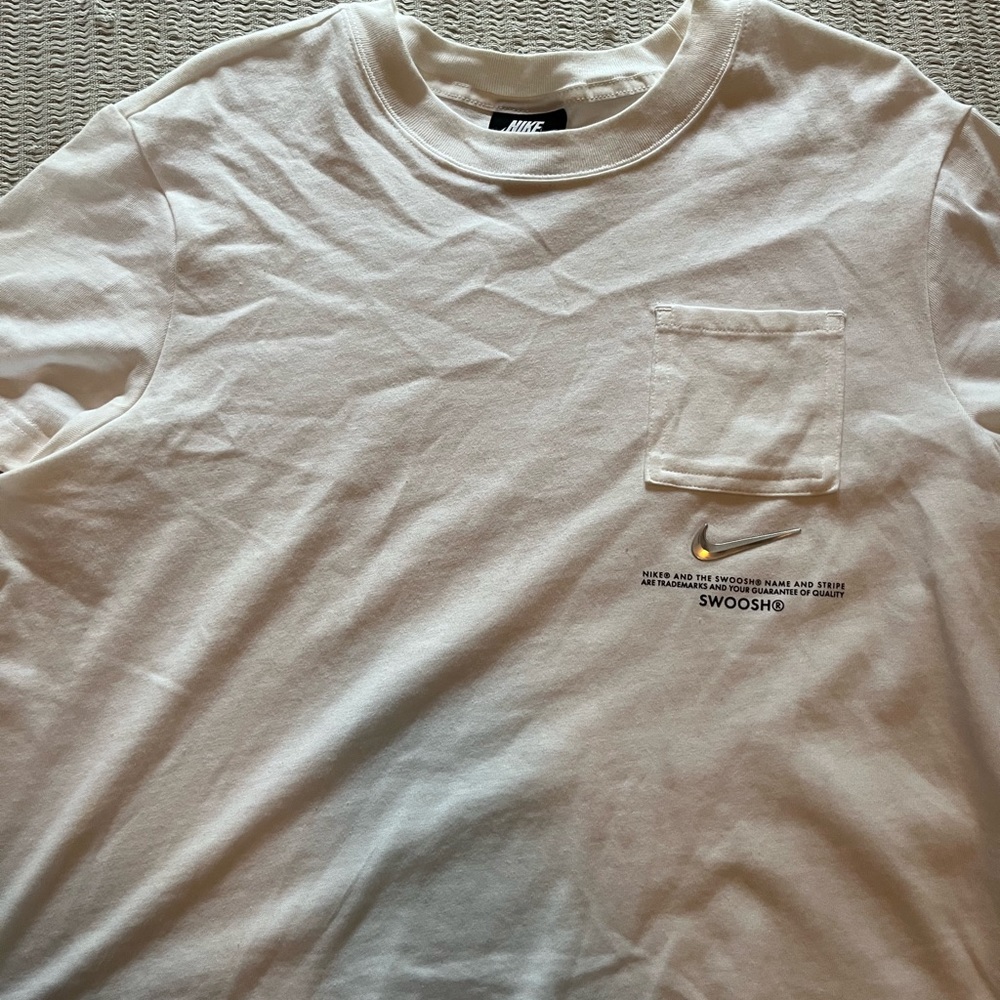 White crop Nike T-shirt